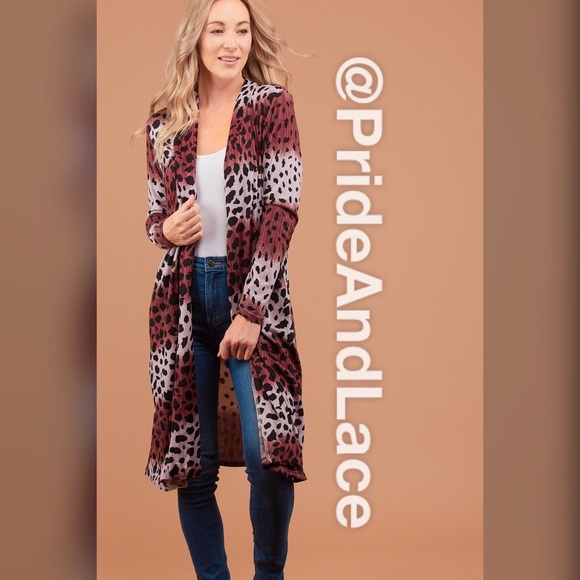 Pride&Lace Sweaters - LAST 1️⃣ 🍁🐾Maroon Animal Print Long Cardigan🐾🍁